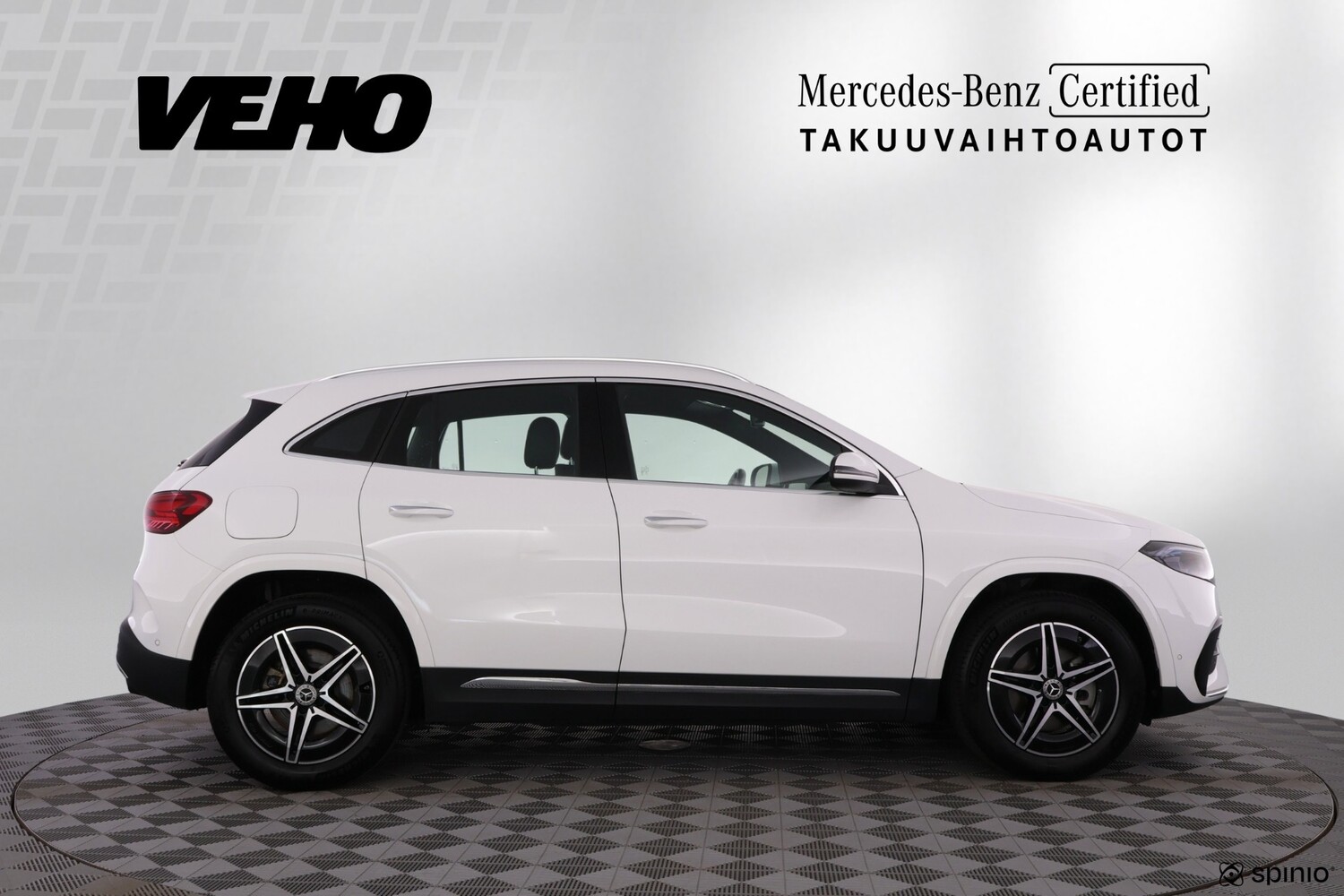 Mercedes-Benz EQA vaihtoauto
