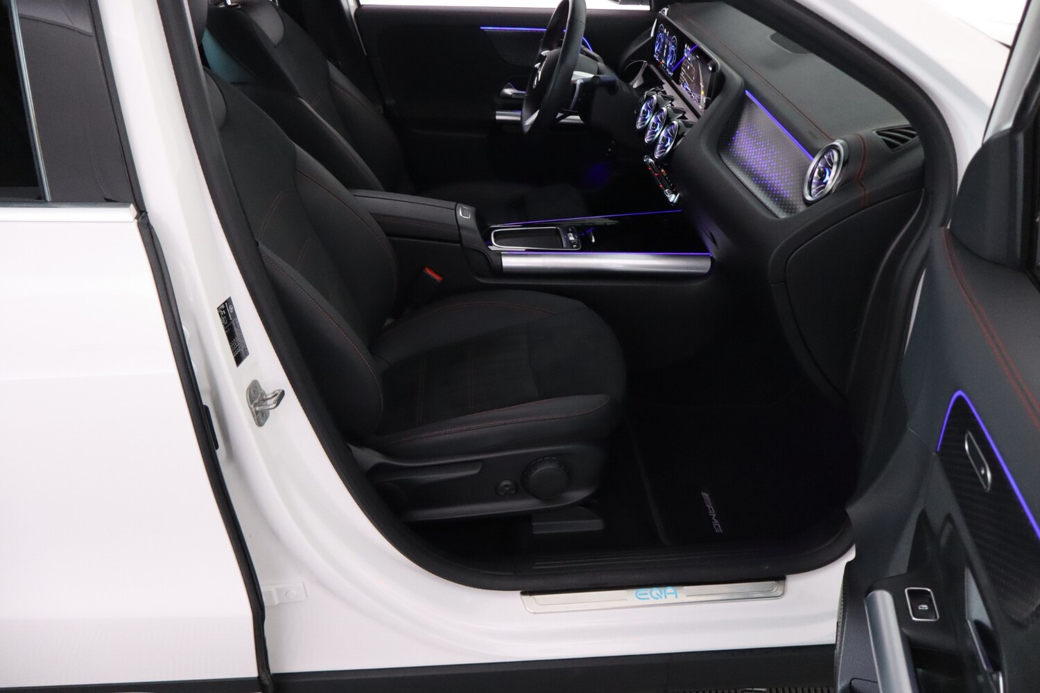 Mercedes-Benz EQA vaihtoauto