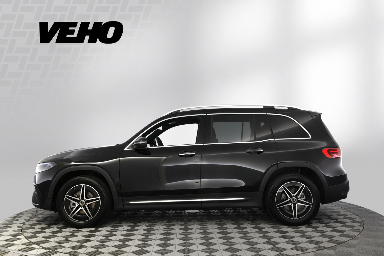 Mercedes-Benz EQB vaihtoauto
