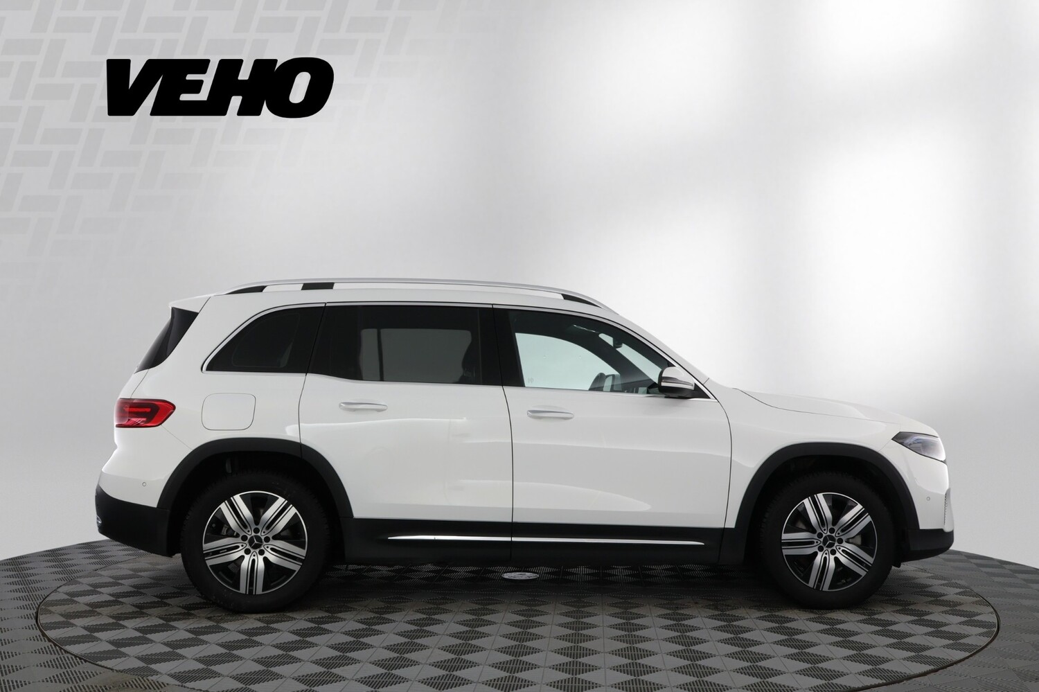 Mercedes-Benz EQB vaihtoauto