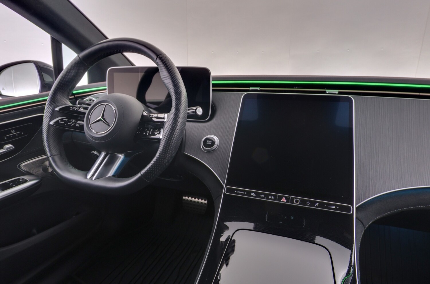 Mercedes-Benz EQE vaihtoauto