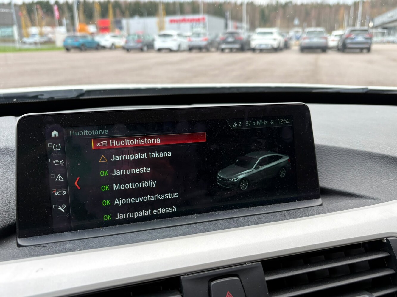 BMW 320 vaihtoauto