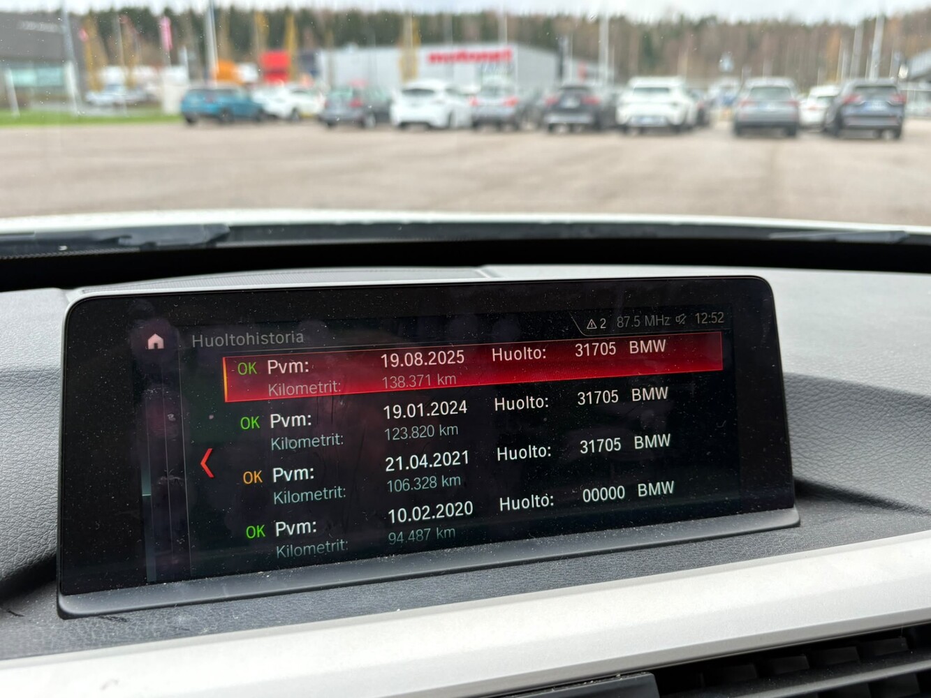 BMW 320 vaihtoauto