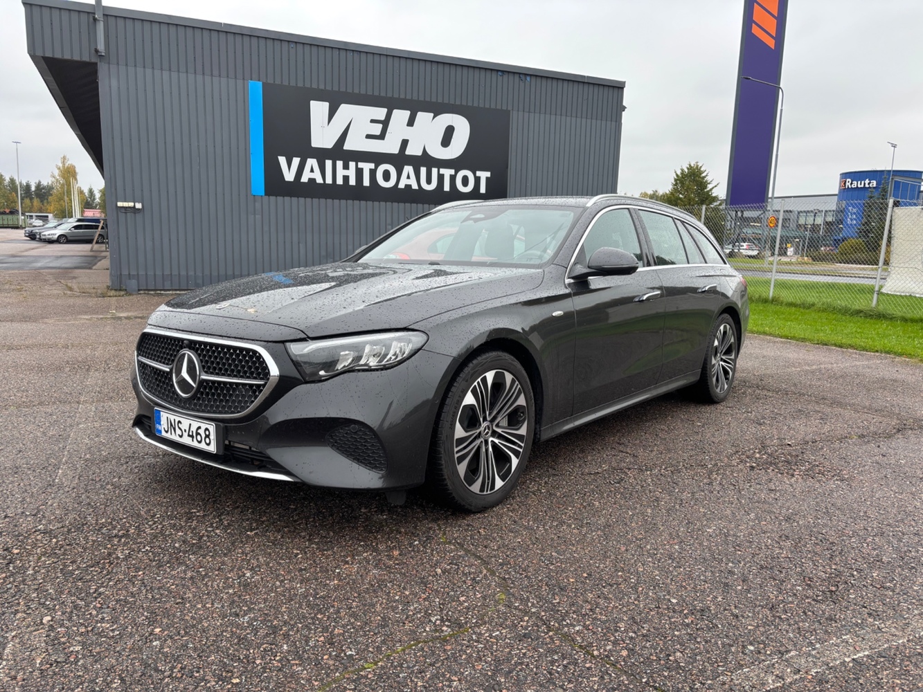 Mercedes-Benz E vaihtoauto