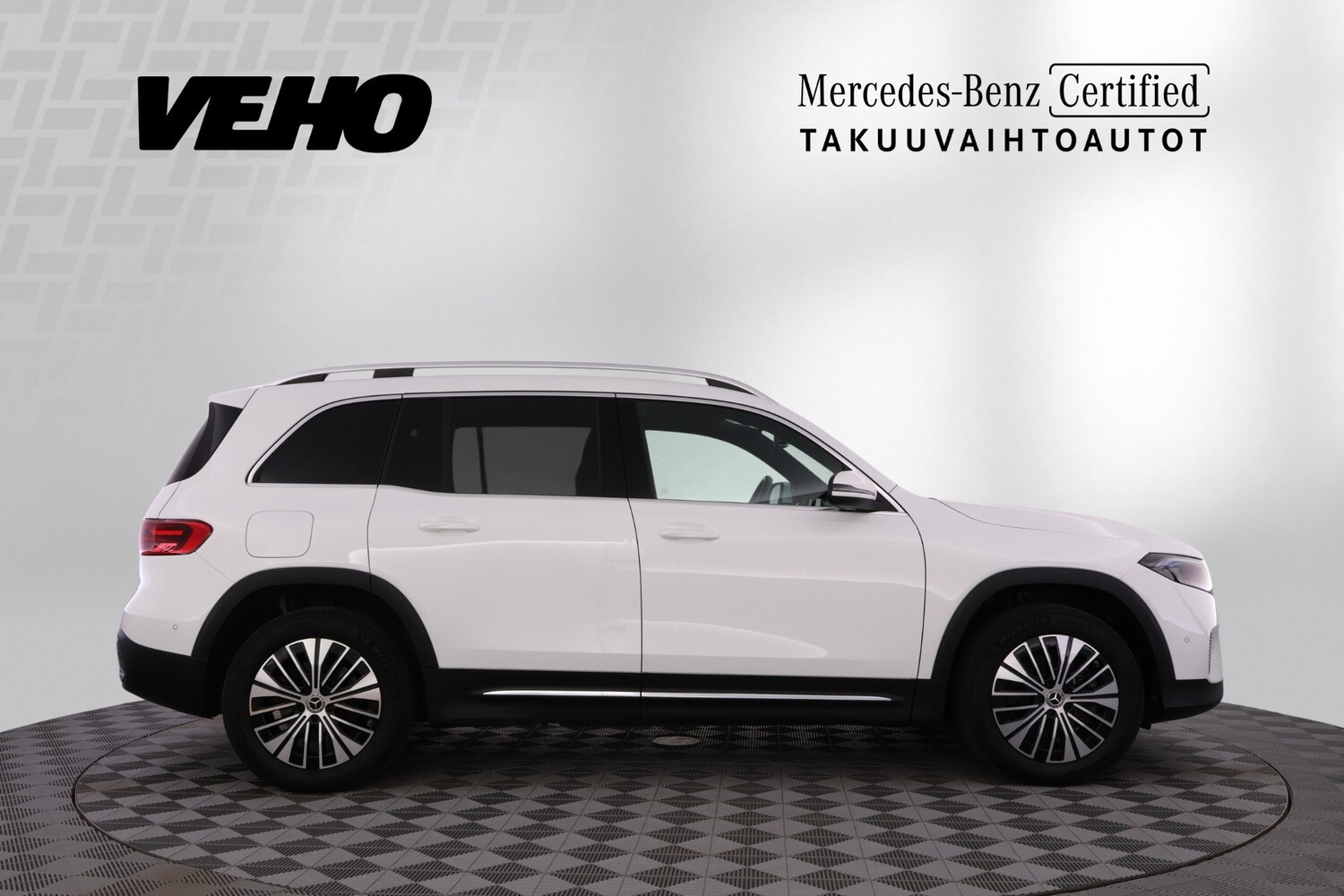 Mercedes-Benz EQB vaihtoauto