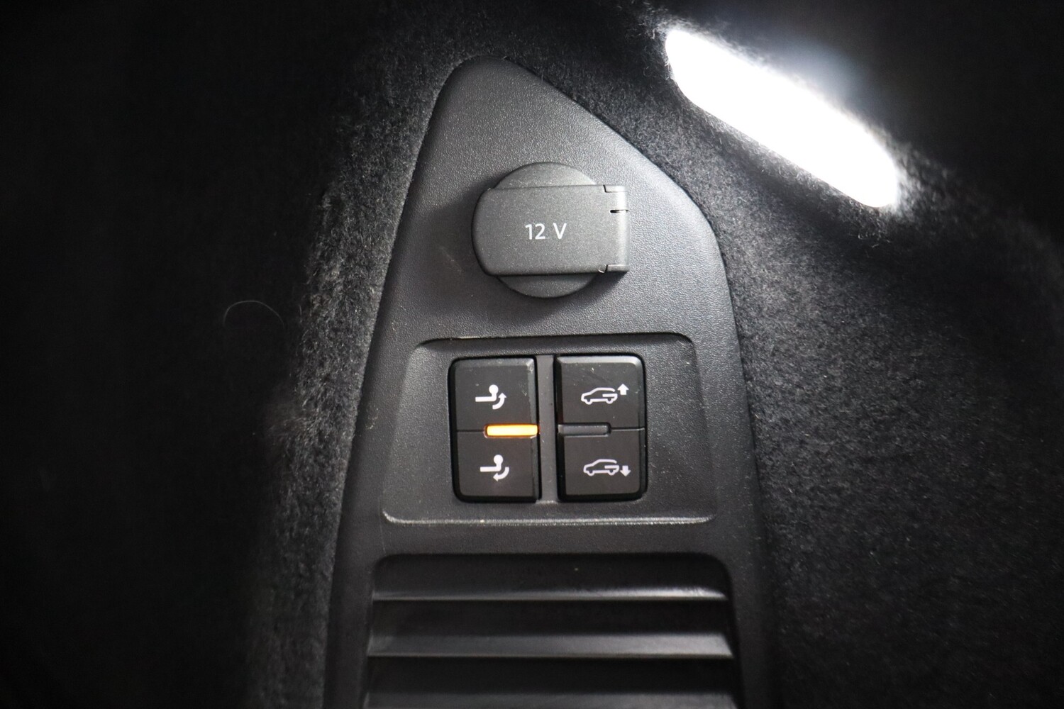 Volkswagen Touareg vaihtoauto