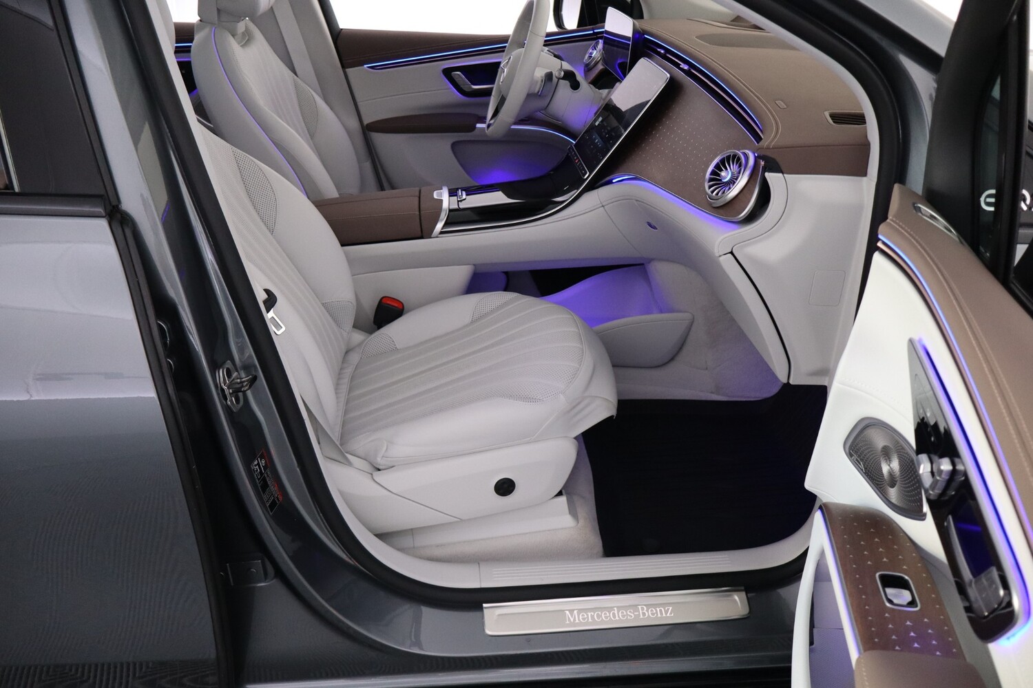 Mercedes-Benz EQS vaihtoauto