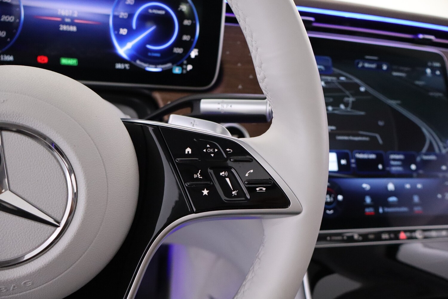 Mercedes-Benz EQS vaihtoauto