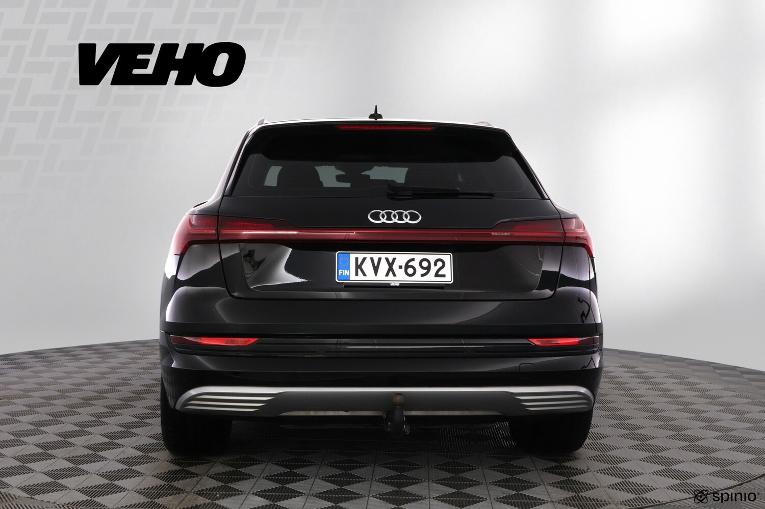 Audi e-tron vaihtoauto