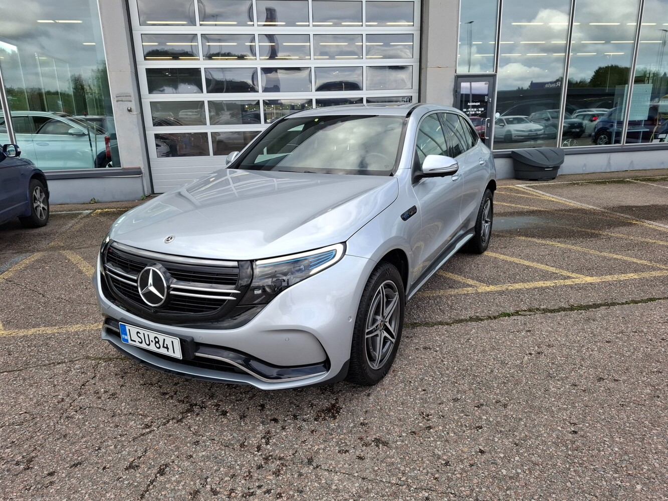 Mercedes-Benz EQC vaihtoauto