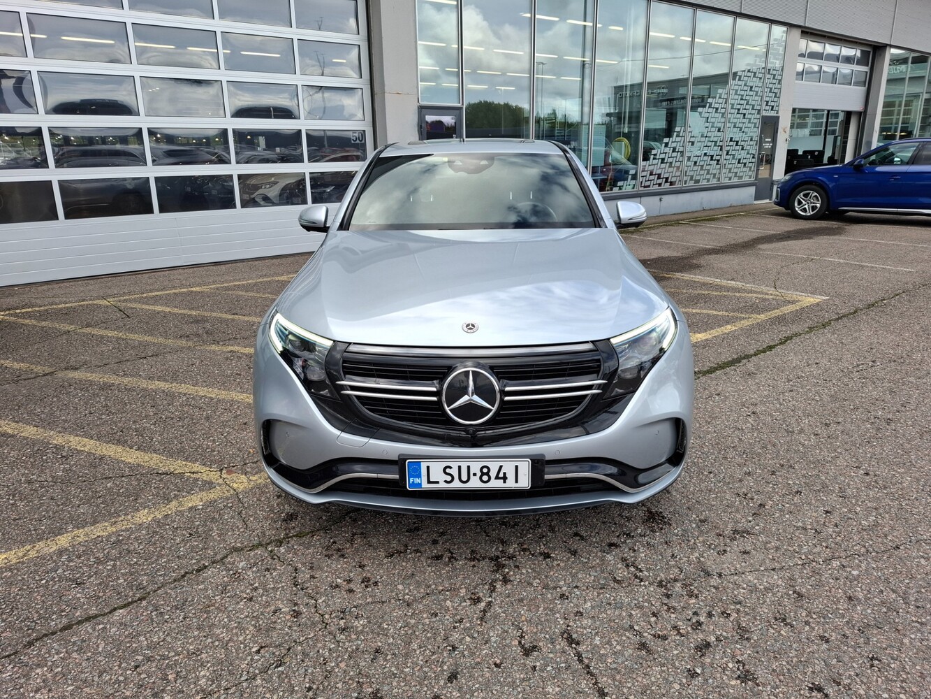 Mercedes-Benz EQC vaihtoauto