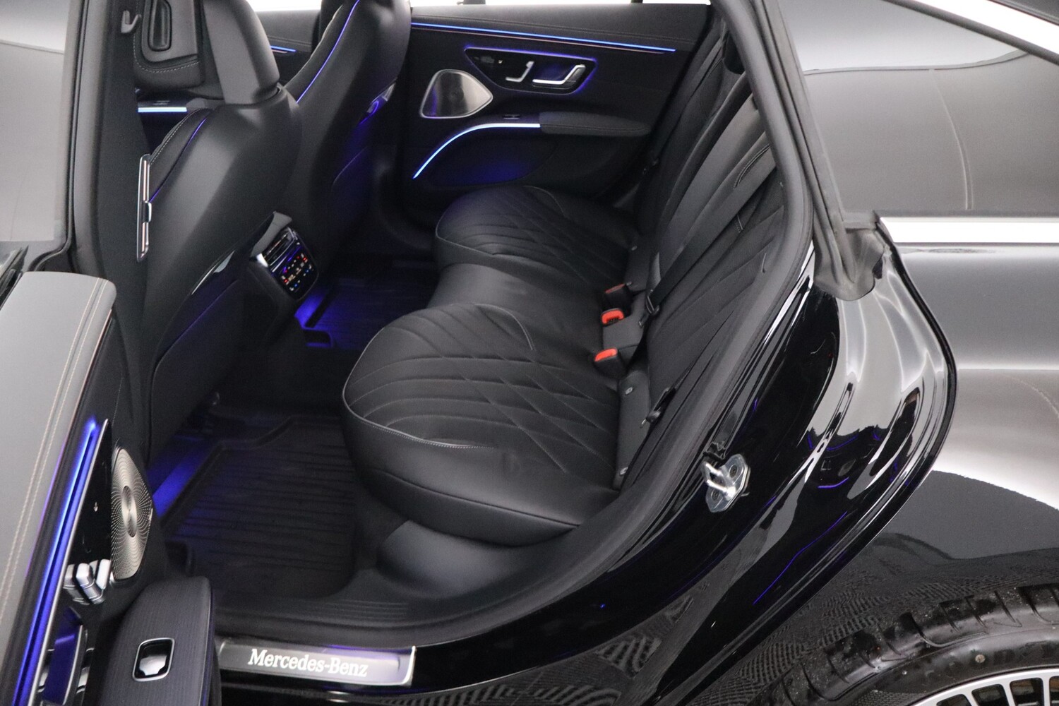 Mercedes-Benz EQS vaihtoauto