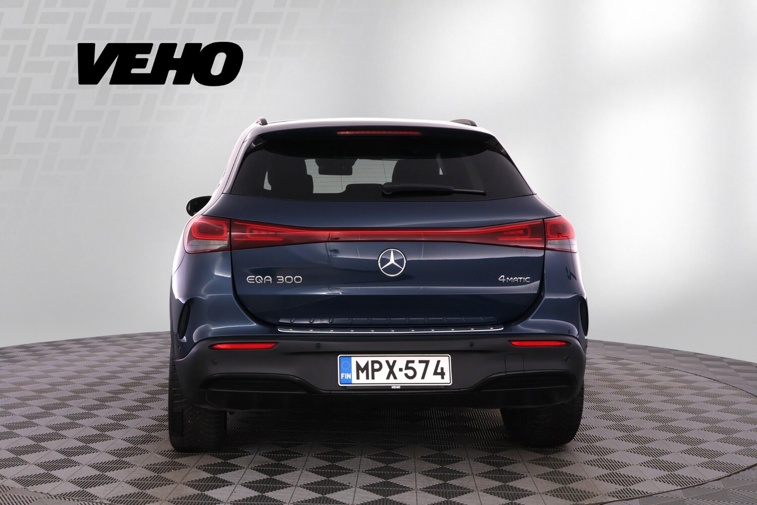Mercedes-Benz EQA vaihtoauto