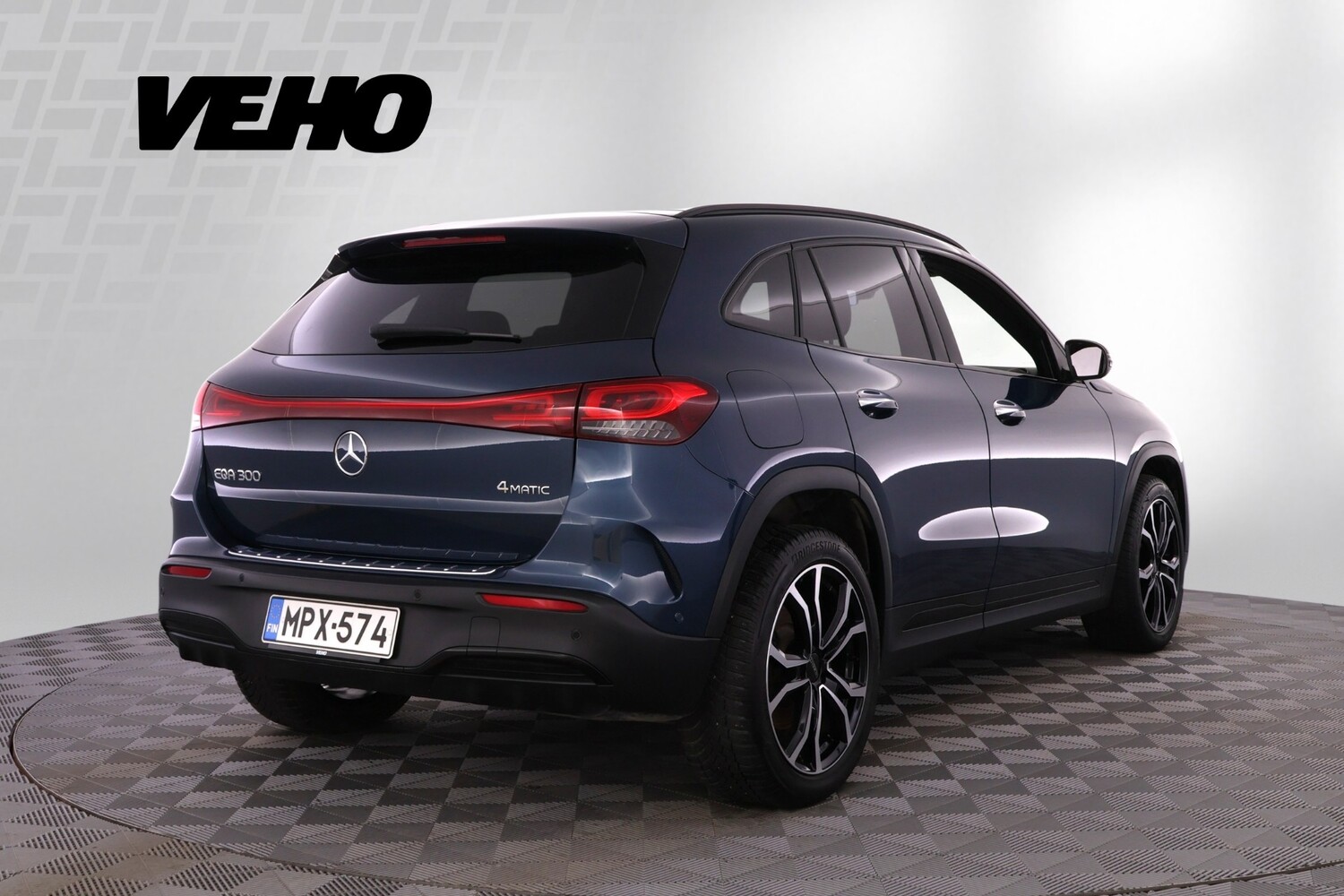 Mercedes-Benz EQA vaihtoauto