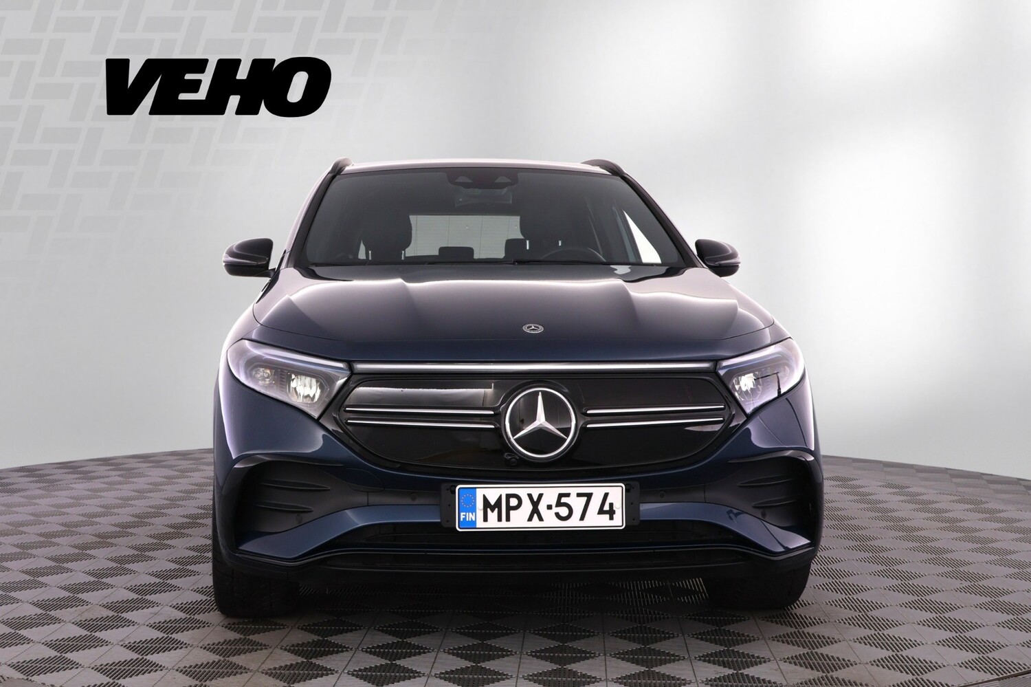 Mercedes-Benz EQA vaihtoauto