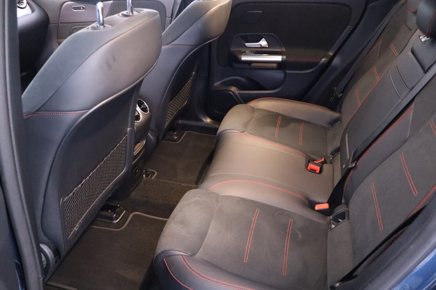 Mercedes-Benz EQA vaihtoauto