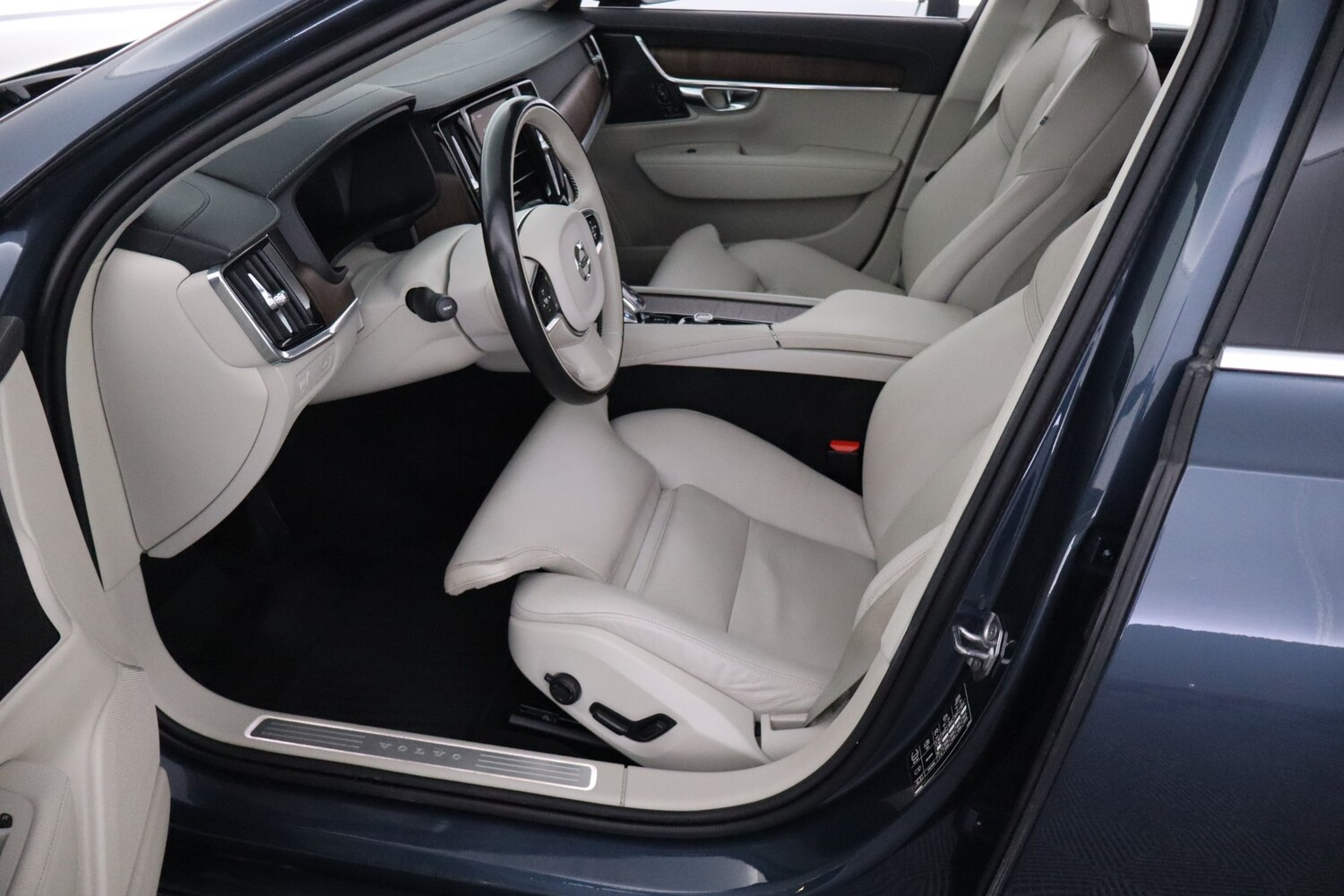 Volvo S90 vaihtoauto