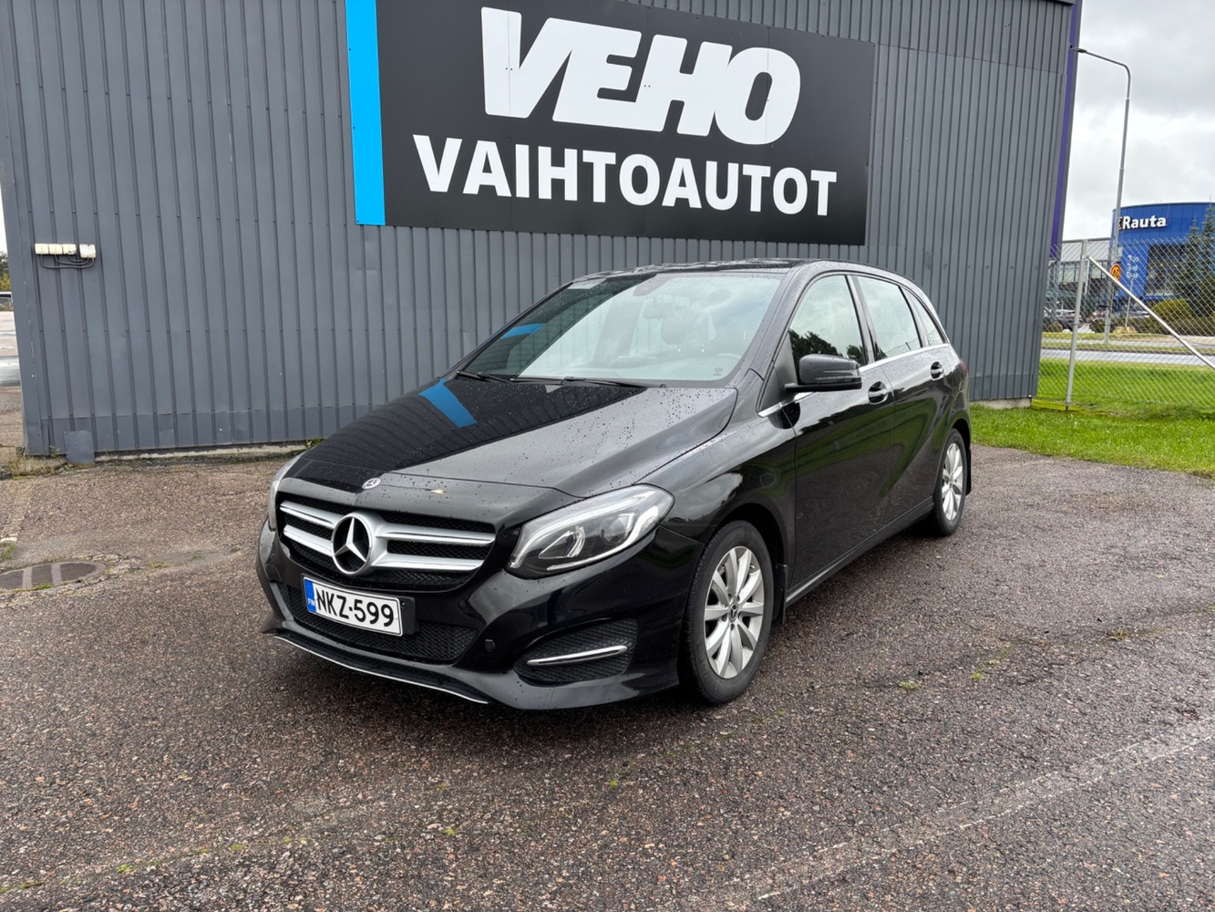 Mercedes-Benz B vaihtoauto