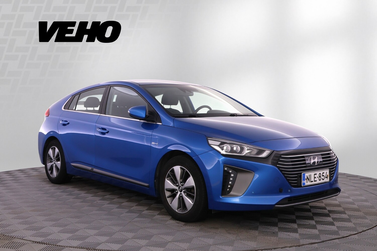 Hyundai IONIQ plug-in vaihtoauto