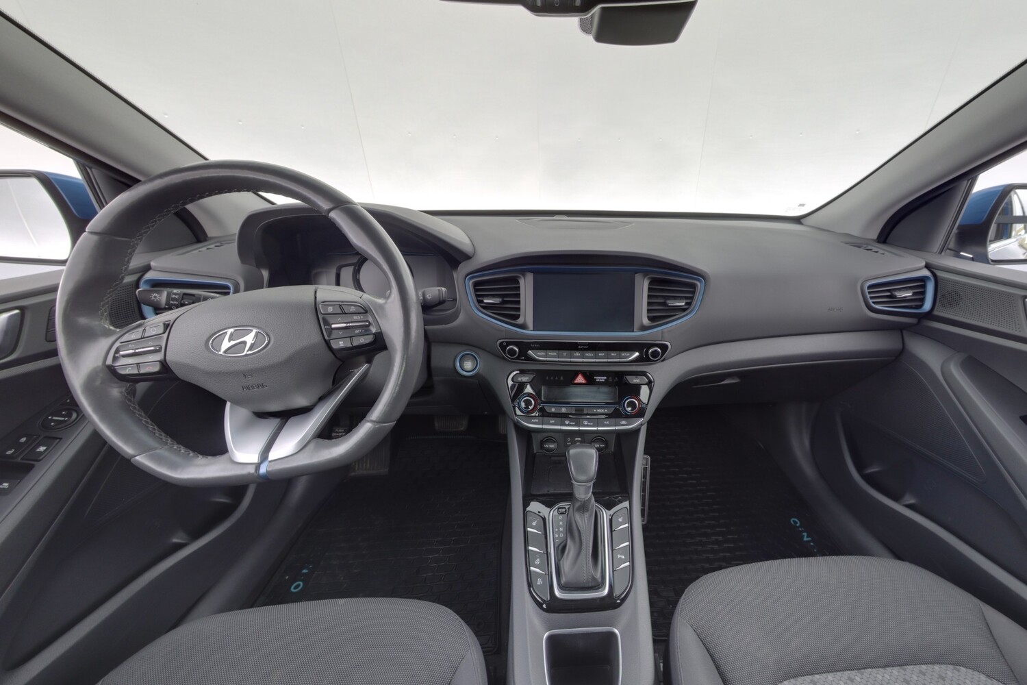 Hyundai IONIQ plug-in vaihtoauto