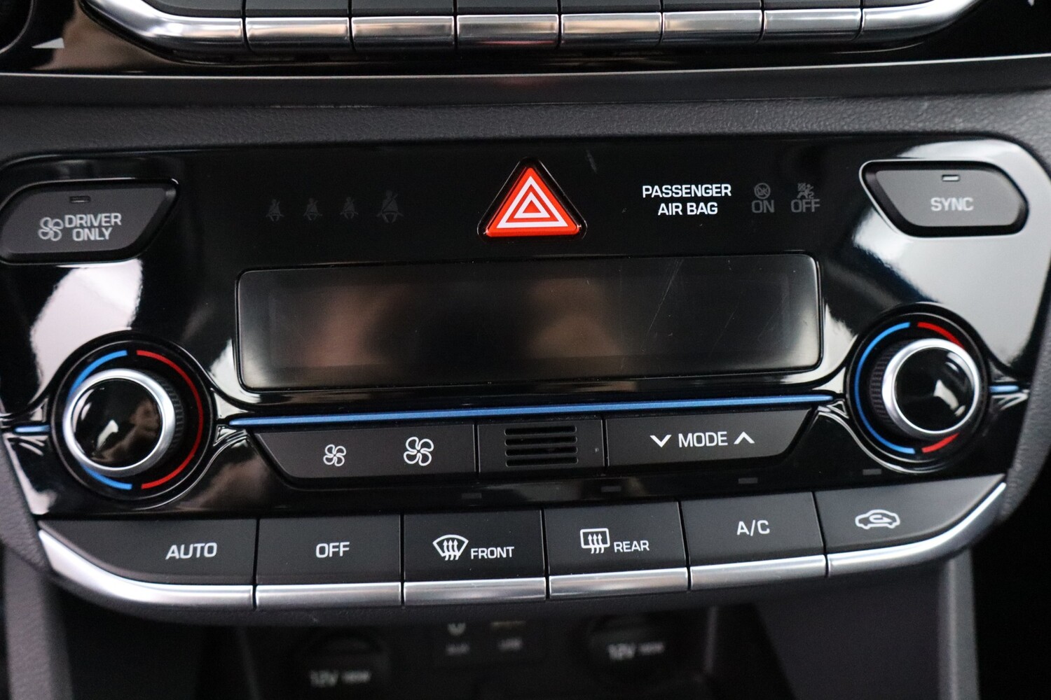 Hyundai IONIQ plug-in vaihtoauto