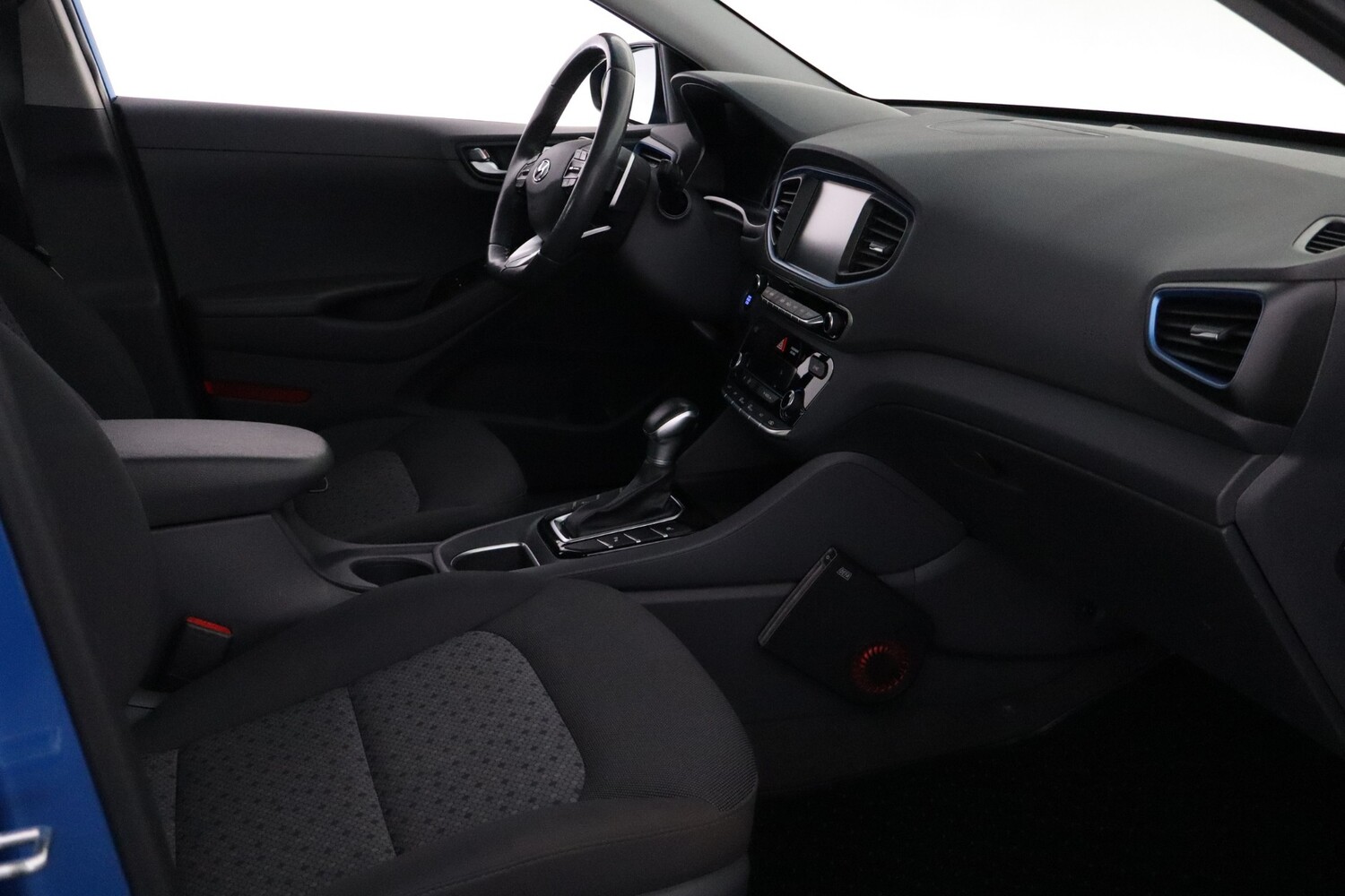 Hyundai IONIQ plug-in vaihtoauto