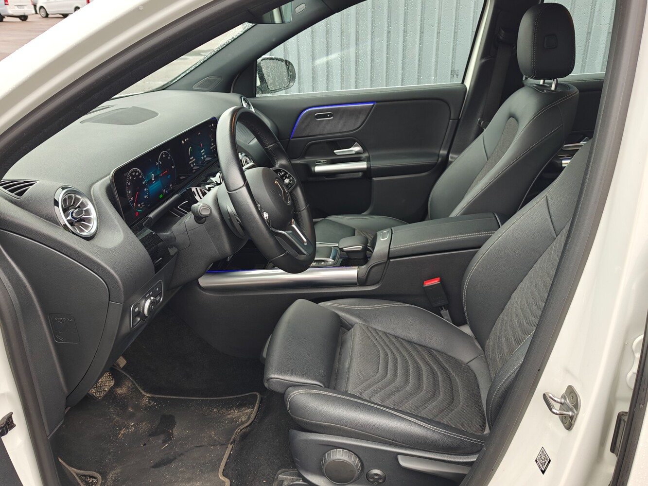 Mercedes-Benz EQA vaihtoauto