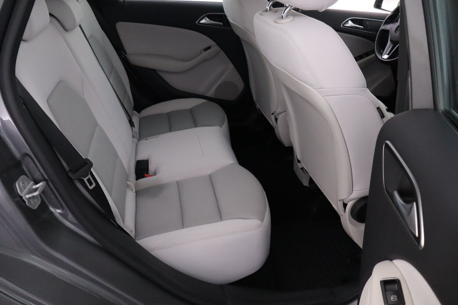 Mercedes-Benz B vaihtoauto