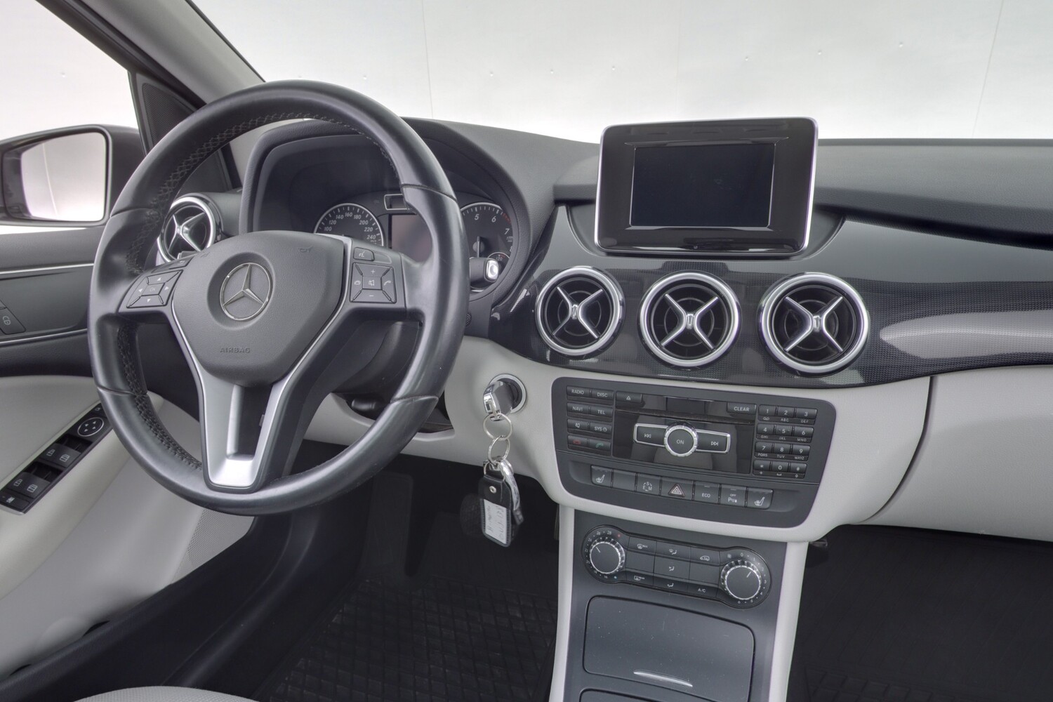 Mercedes-Benz B vaihtoauto