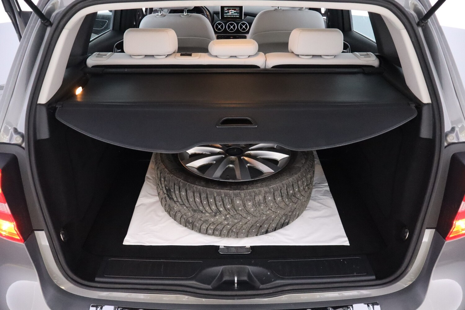Mercedes-Benz B vaihtoauto