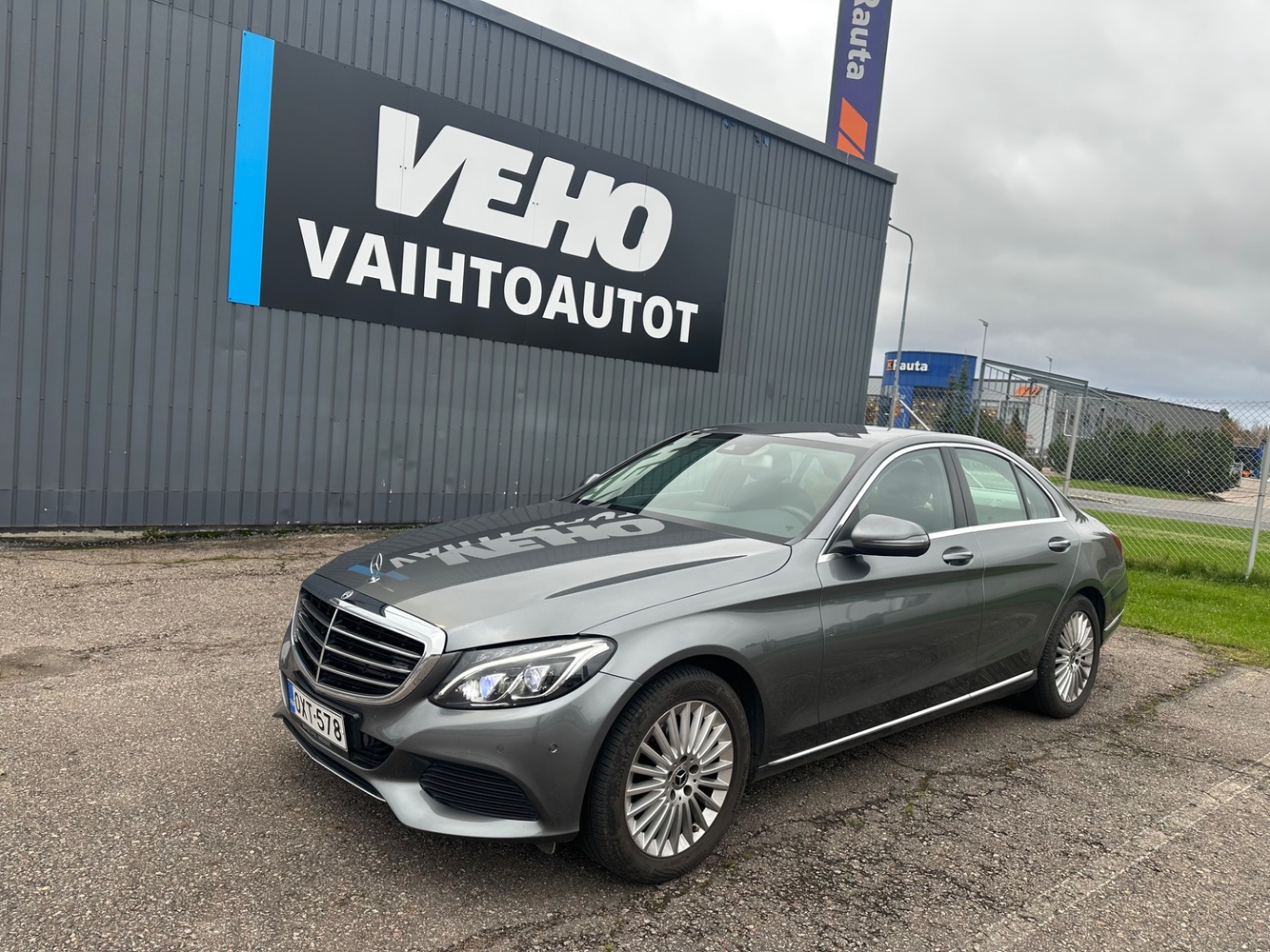 Mercedes-Benz C vaihtoauto