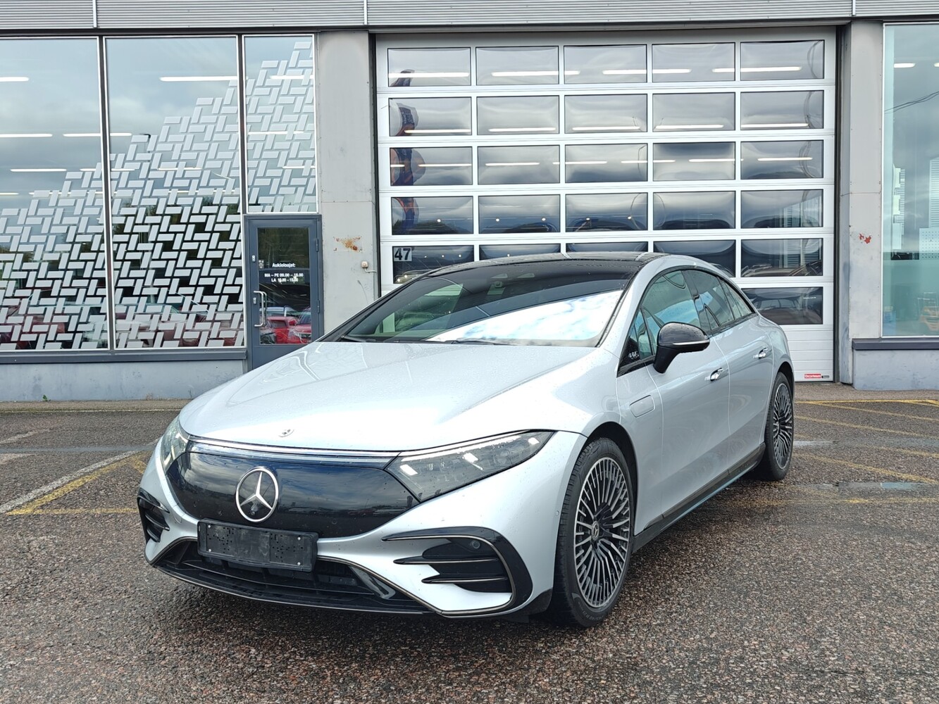 Mercedes-Benz EQS vaihtoauto