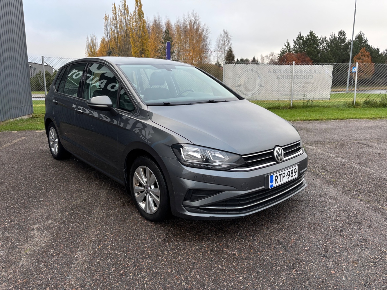 Volkswagen Golf Sportsvan vaihtoauto