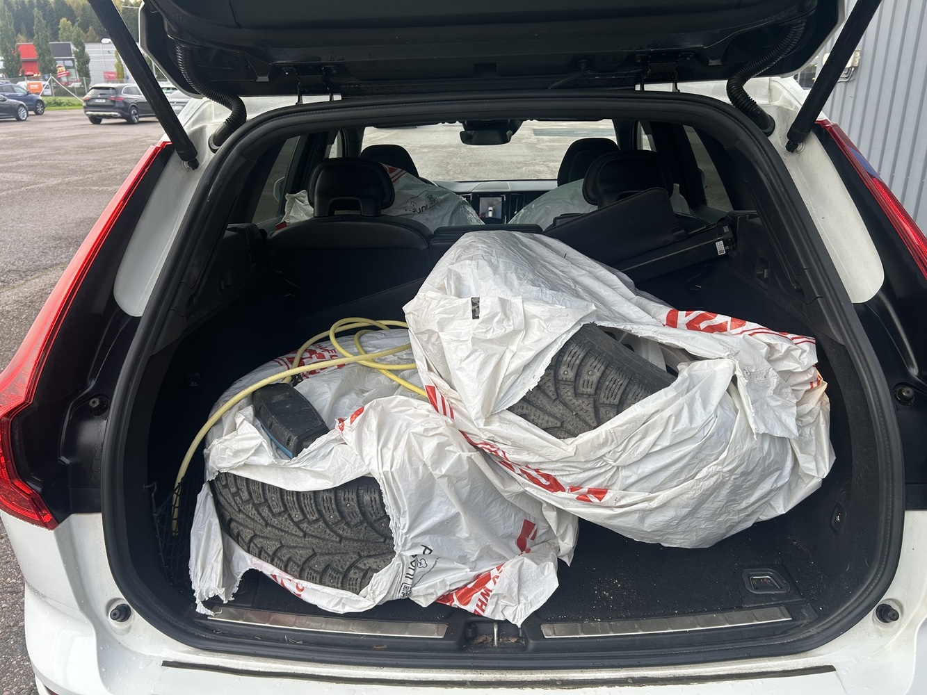 Volvo XC60 vaihtoauto