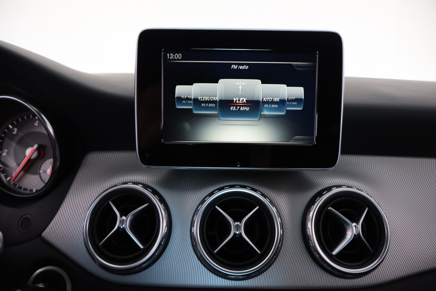 Mercedes-Benz GLA vaihtoauto