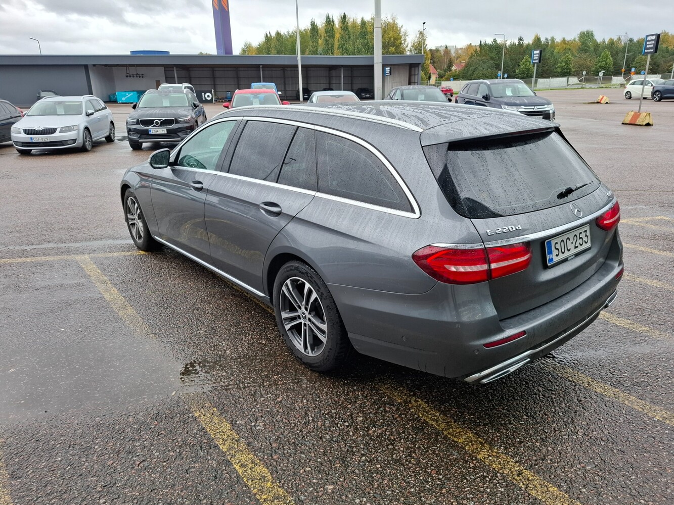 Mercedes-Benz E vaihtoauto