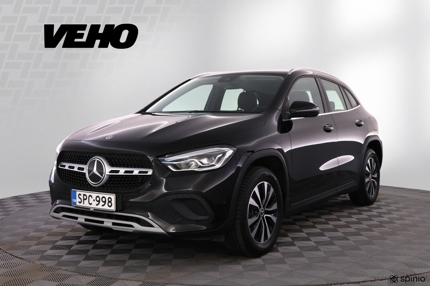 Mercedes-Benz GLA vaihtoauto