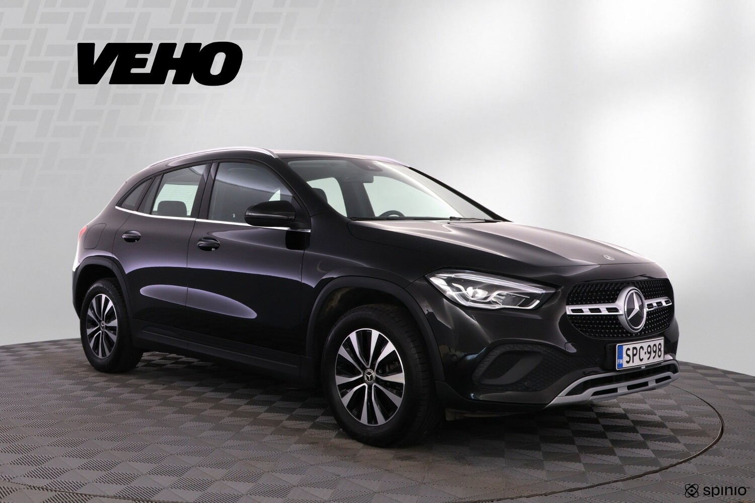 Mercedes-Benz GLA vaihtoauto