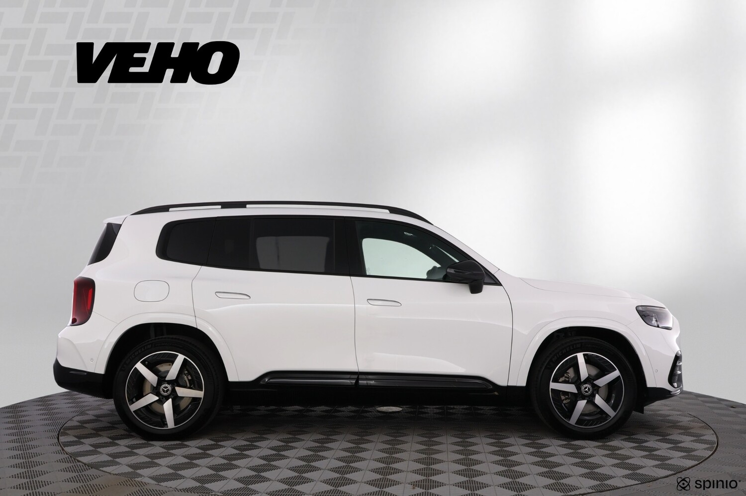 Mercedes-Benz GLB vaihtoauto