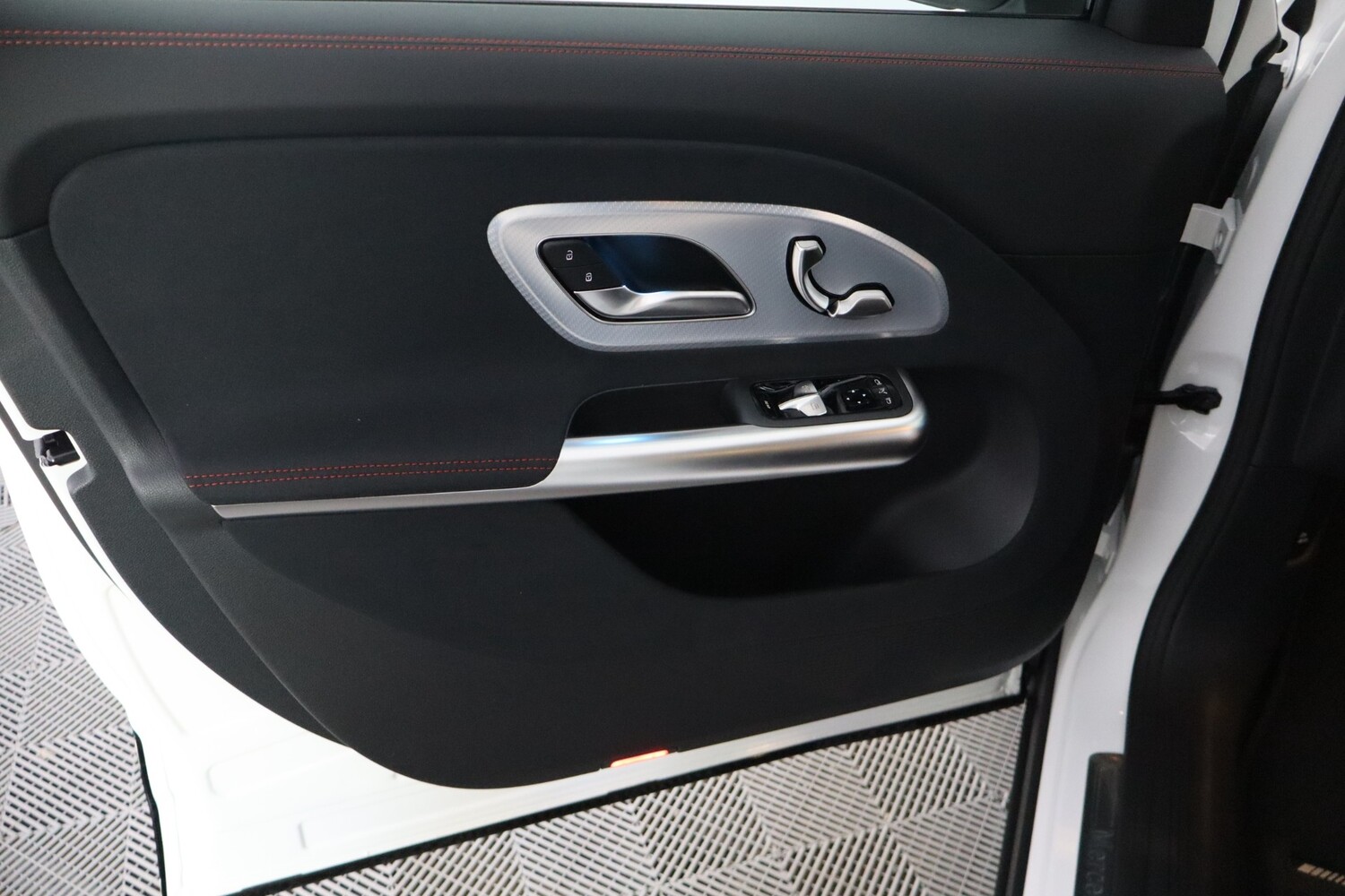 Mercedes-Benz GLB vaihtoauto