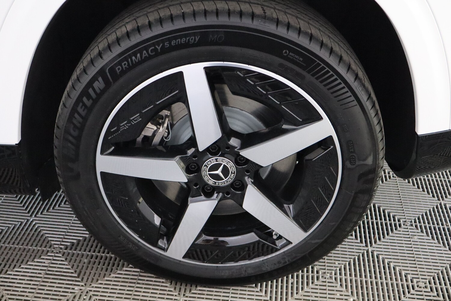 Mercedes-Benz GLB vaihtoauto
