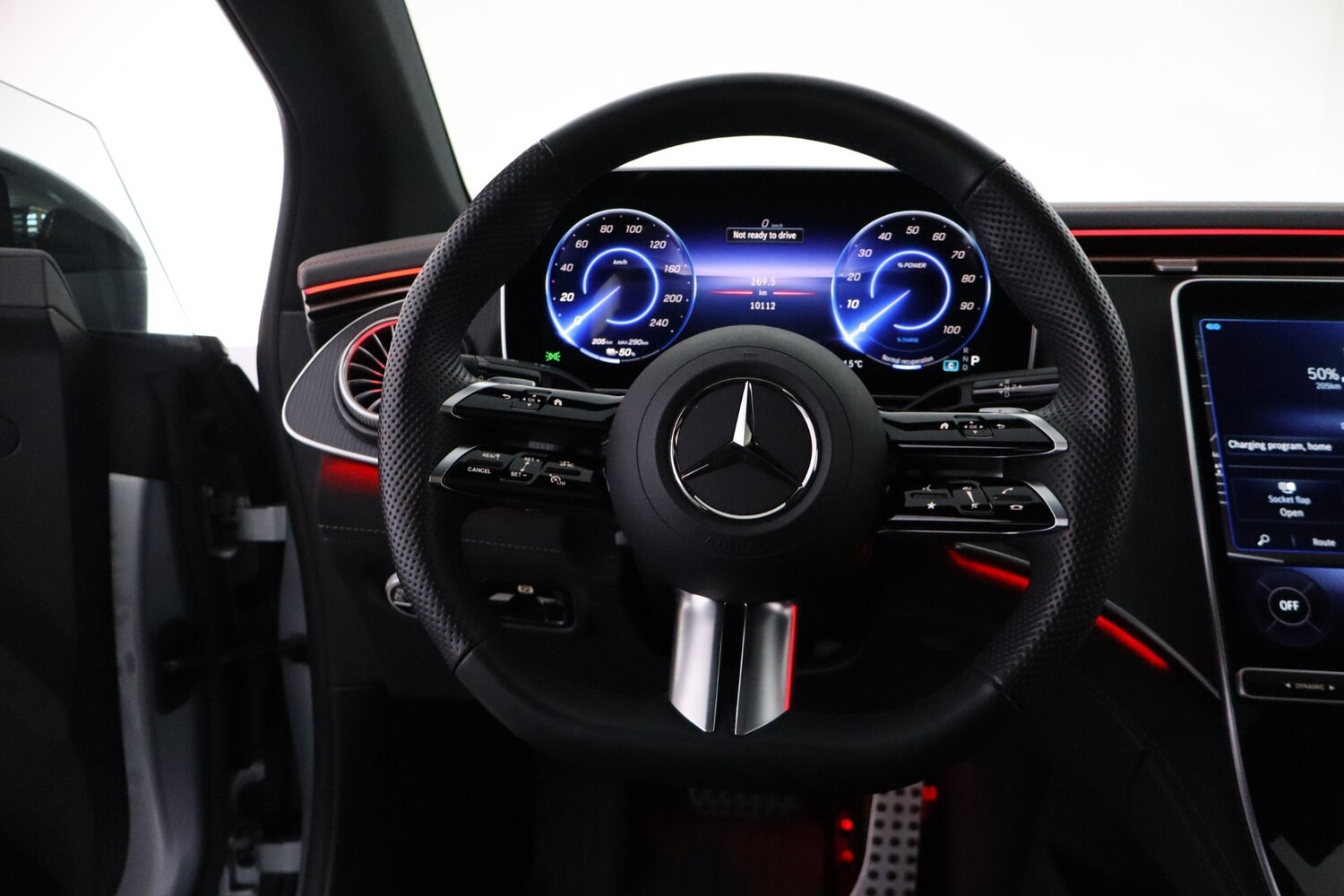 Mercedes-Benz EQE vaihtoauto