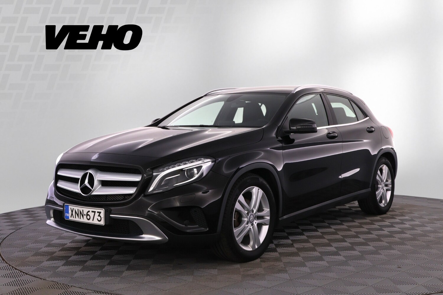 Mercedes-Benz GLA vaihtoauto