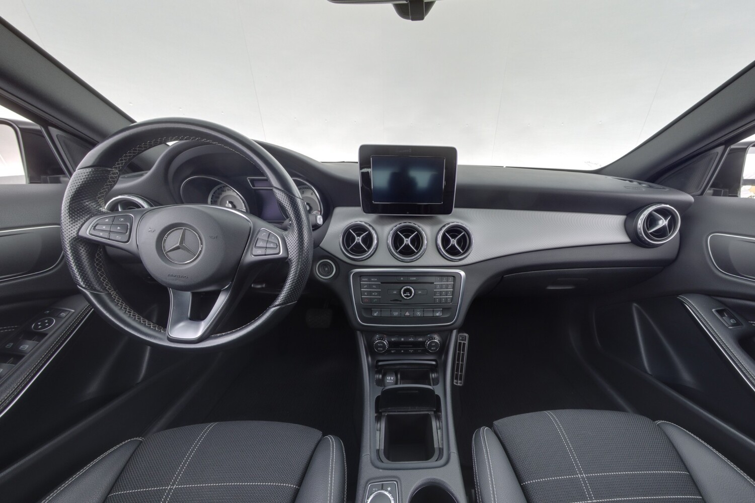 Mercedes-Benz GLA vaihtoauto