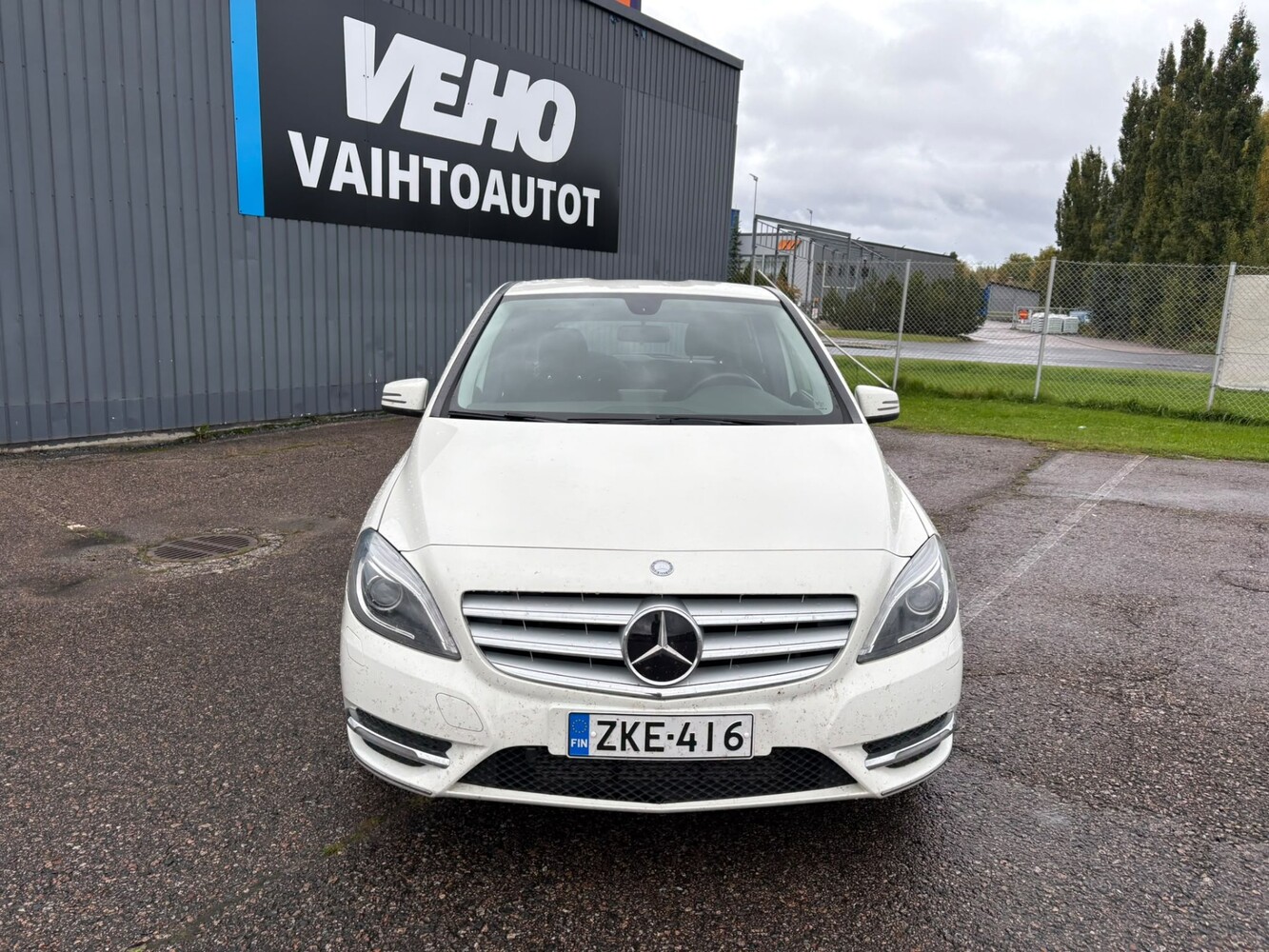 Mercedes-Benz B vaihtoauto