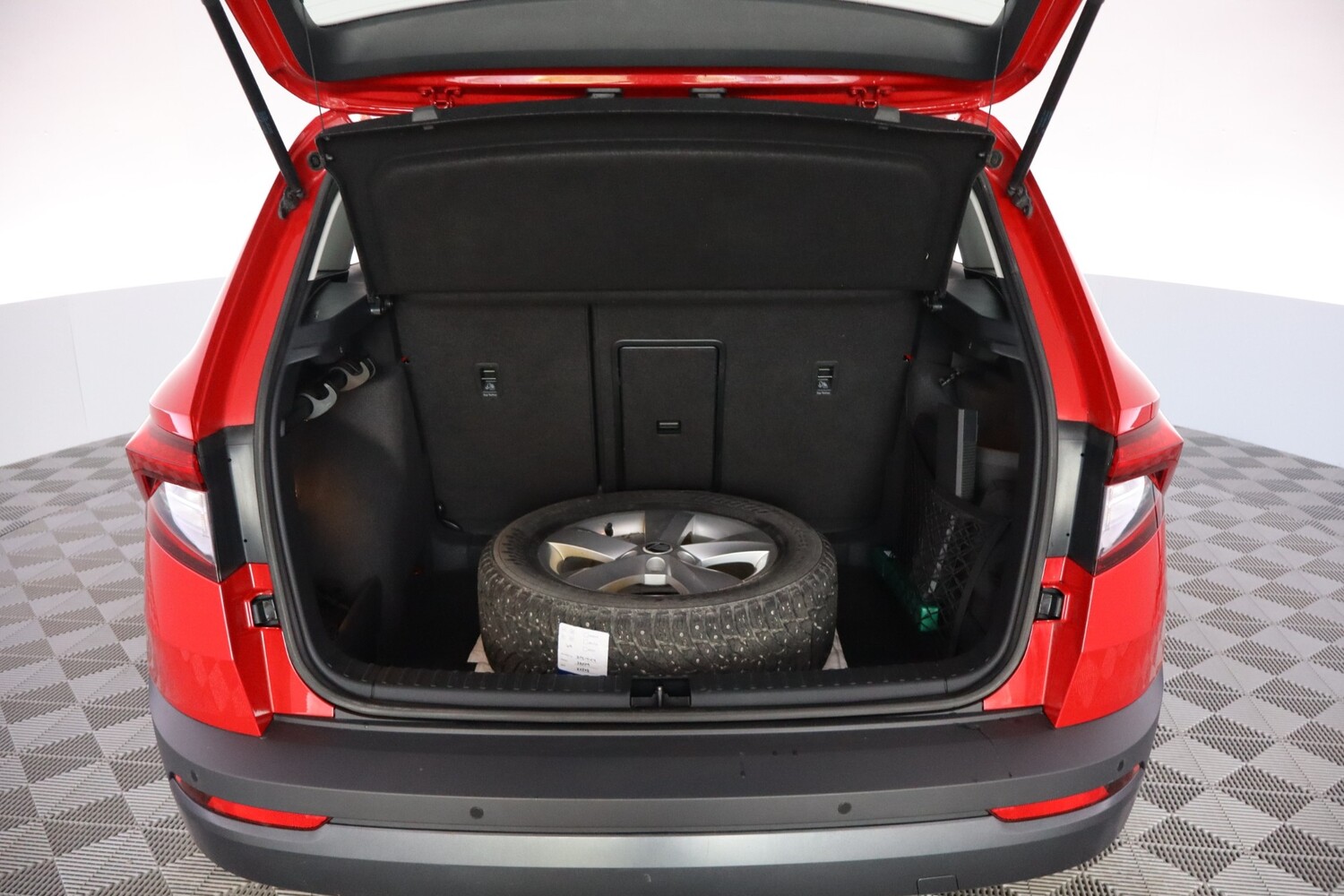 Skoda Karoq vaihtoauto
