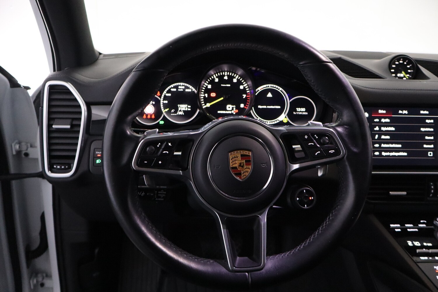Porsche Cayenne vaihtoauto