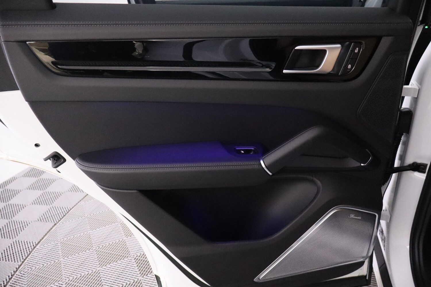 Porsche Cayenne vaihtoauto