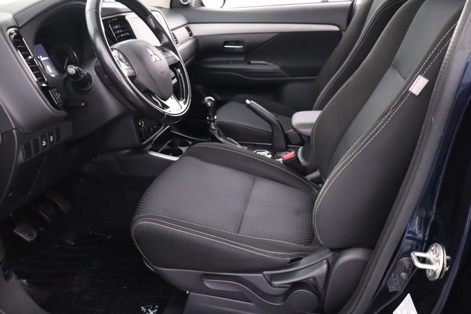 Mitsubishi Outlander vaihtoauto