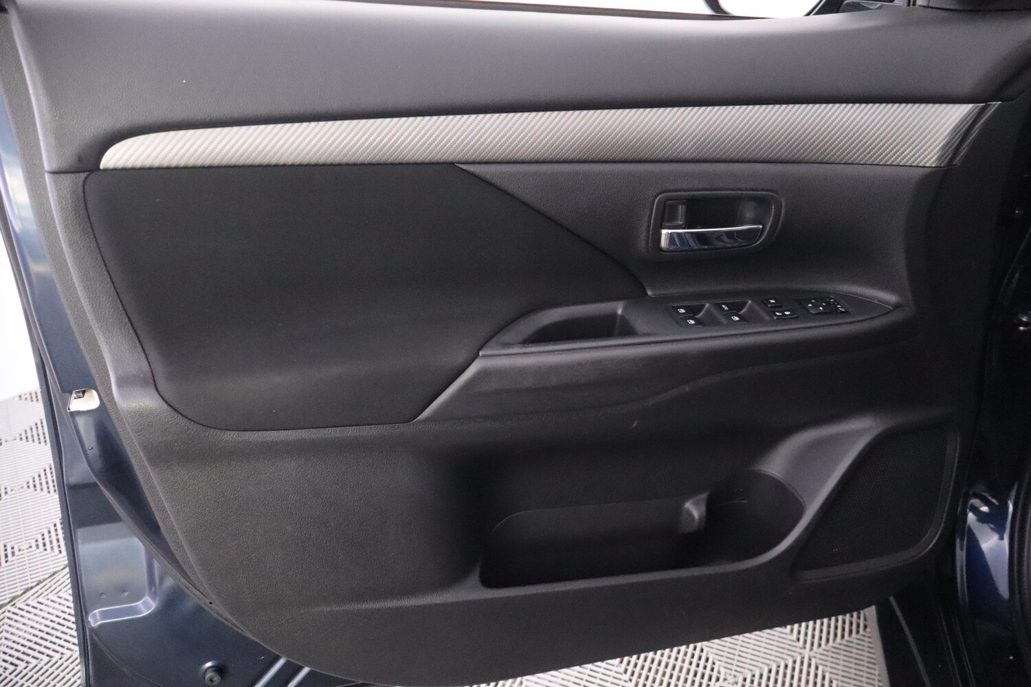 Mitsubishi Outlander vaihtoauto
